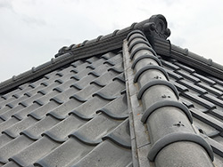 茨城の自分でできる瓦屋根のチェック方法｜棟瓦